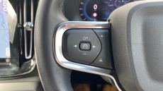 Volvo XC40 2.0 B4P Plus Dark 5dr Auto Petrol Estate